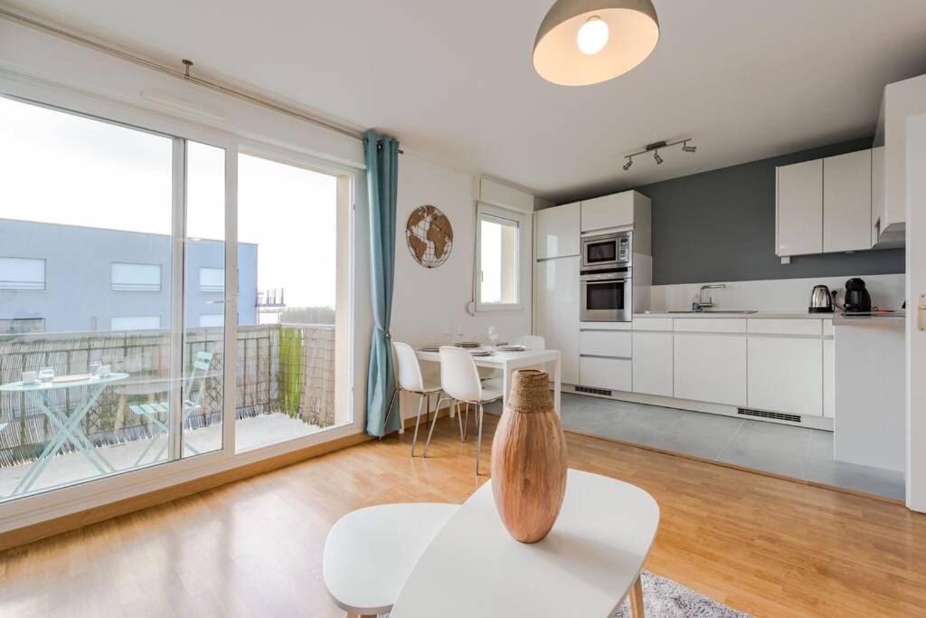 Crystal Apartment Disneyland Bmyguest Montévrain Dış mekan fotoğraf